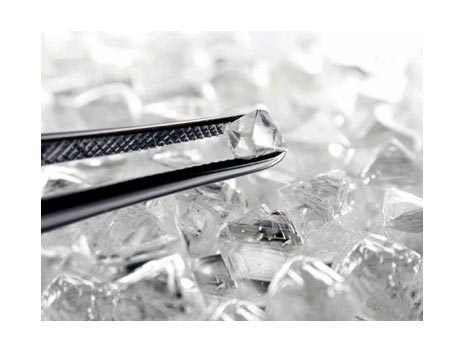 Diamanten Diamonds Großaufnahme Pinzette