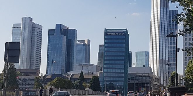 FRankfurt Börse Skyline Aktien Wolkenkratzer